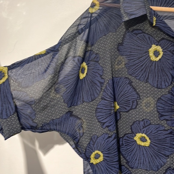 Rokoko by Daz sheer poppy print blouse - size small - Picture 12 of 12